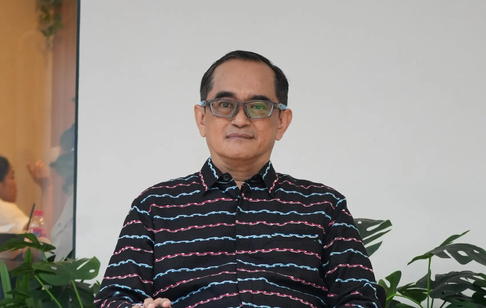 Guru Besar UNEJ Kembangkan Sel Surya Berbasis Tanaman Tropis Lokal