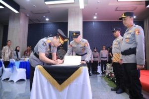 Kadivhumas Polri Tekankan Sinergi dan Berbuat yang Terbaik Saat Sertijab