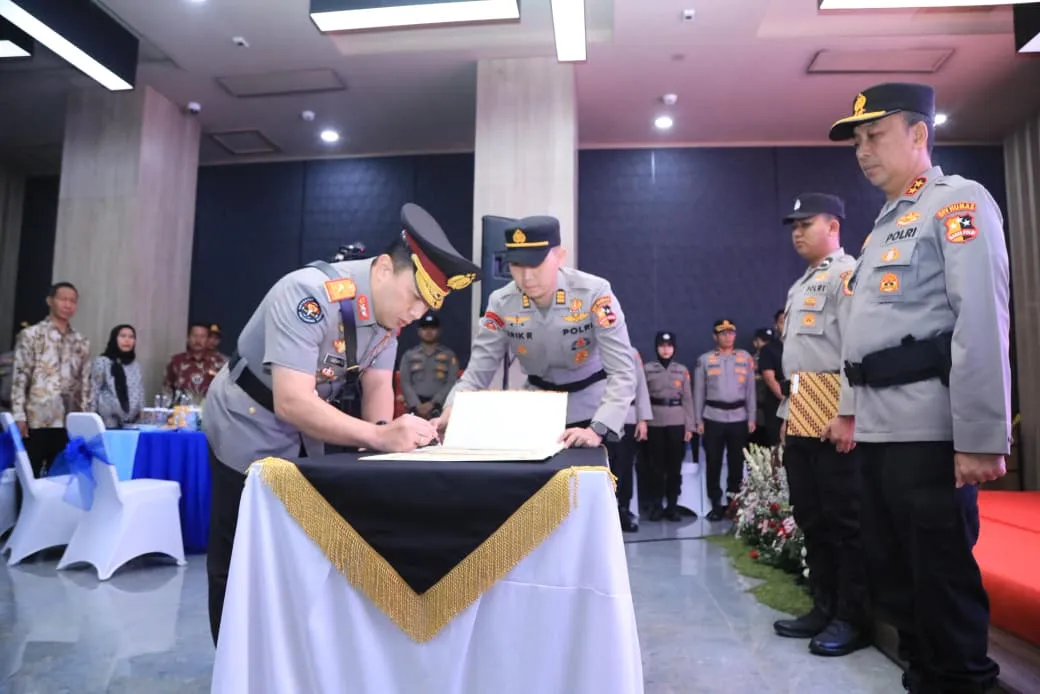Kadivhumas Polri Tekankan Sinergi dan Berbuat yang Terbaik Saat Sertijab
