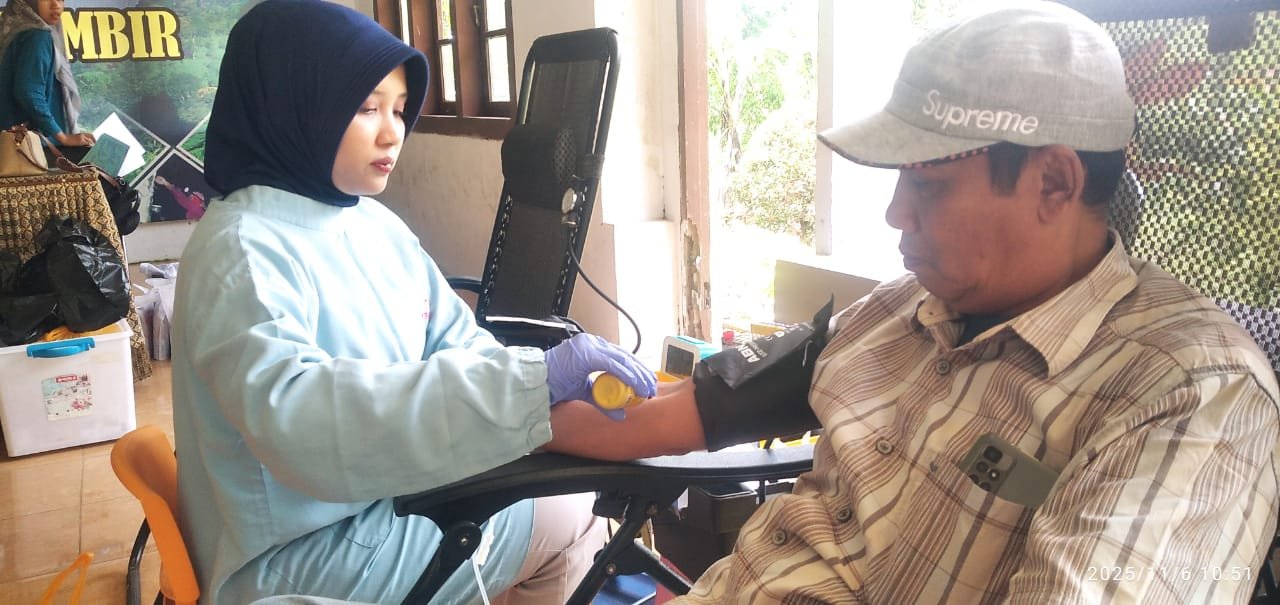 Pegawai PTPN Gunung Gambir Gelar Donor Darah Sambut Hari Pahlawan