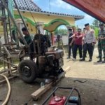 Jaga Keamanan dan Peduli Kapolres Kediri Serahkan Bantuan Sumur Bor