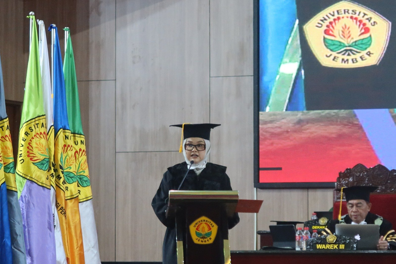 Orasi Dies Natalis UNEJ Kopi Robusta Jadi Inovasi Produk Kesehatan Gigi