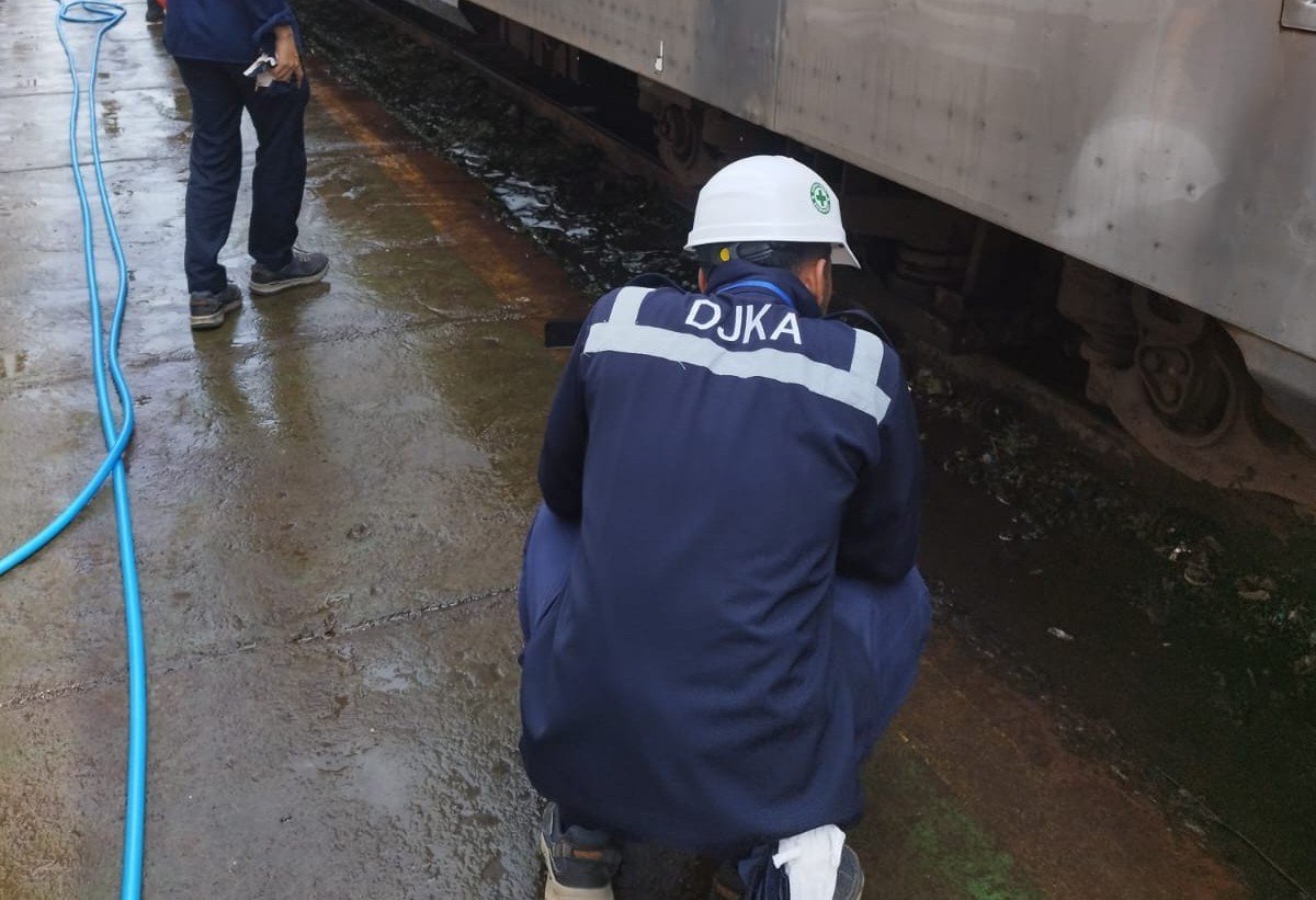 DJKA KAI Sisir Armada Nataru Jember Kelaikan Sarana Harga Mati