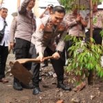 Sespimma Polri Lepas 125 Burung di Malang Jaga Alam