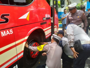 Polres Malang Gelar Ramp Check Terminal Kepanjen dalam Operasi Zebra