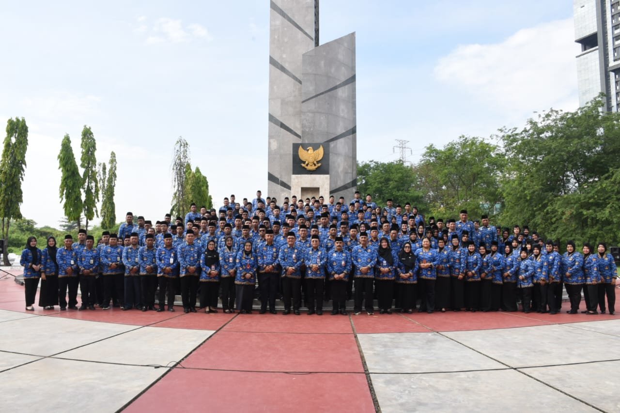 Sambut HUT ke-54 Korpri, ASN Polda Jatim Ziarah ke TMP dan Beri Dukungan Moral