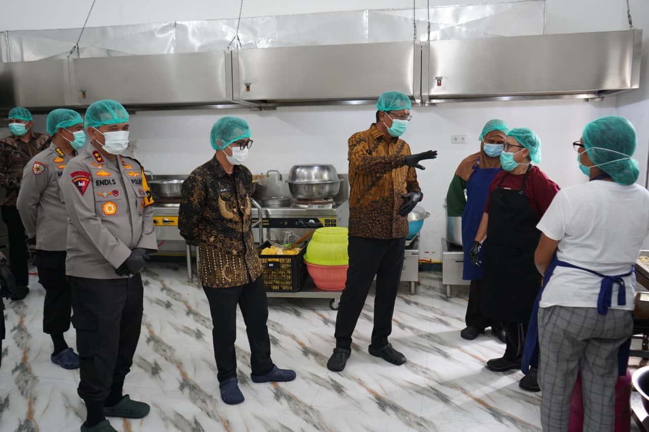 Menteri Hukum Puji Standar Kualitas Dapur SPPG Polda Sulteng Layak Jadi Contoh