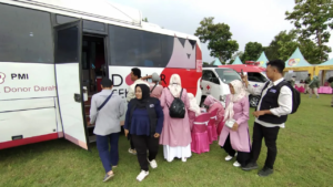 Aksi Kemanusiaan PMI Jember Ramaikan Program Bunga Desa