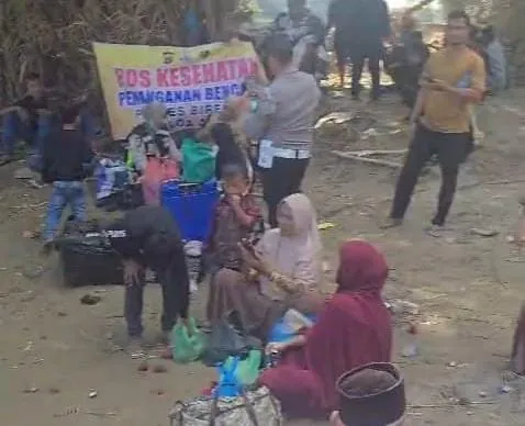 Polri Aktifkan Starlink Warga Bencana Terkoneksi