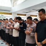 Polresta Sidoarjo Gelar Sholat Ghaib dan Galang Donasi untuk Korban Bencana Sumatera