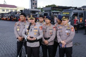 Polri Kirim Ratusan Personel Tambahan Percepat Mitigasi Bencana Sumatera