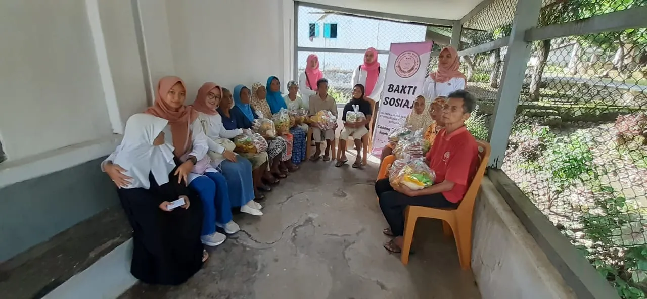 PTPN I Regional 5 Dukung Pemerintah Berantas Kemiskinan Lewat Program Padat Karya dan Bantuan Sosial di Jember