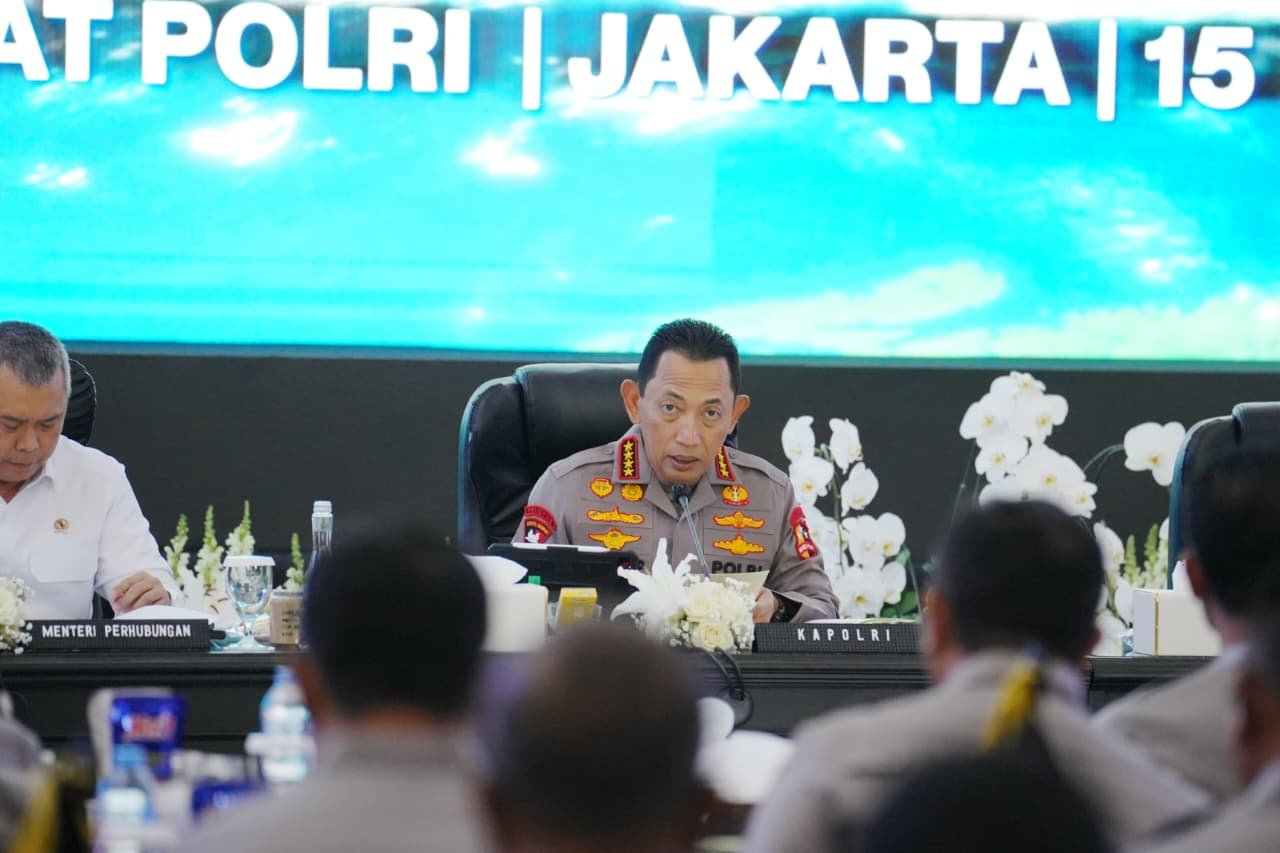 Kapolri Jenderal Listyo Sigit Prabowo Tekankan Sinergi Amankan Nataru 2025