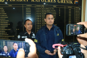 Polres Gresik Bongkar Aplikasi Gomatel Sebar 1,7 Juta Data Debitur