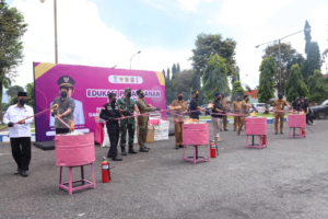 Pemkab Jember dan Bea Cukai Musnahkan Ratusan Ribu Batang Rokok Ilegal