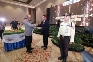 Polda Jatim Peringati HUT Satpam ke-45 dan Luncurkan Layanan Polisi Penolongku