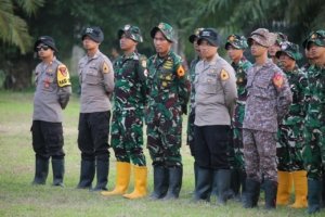 Taruna Akpol Terjang Banjir Aceh Tamiang Percepat Pemulihan Pasca-Bencana