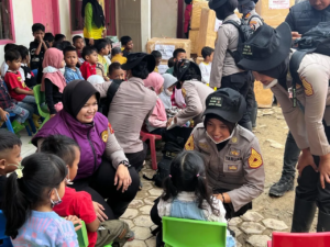 Taruna Akpol Gelar Trauma Healing bagi Anak Korban Bencana di Aceh Tamiang