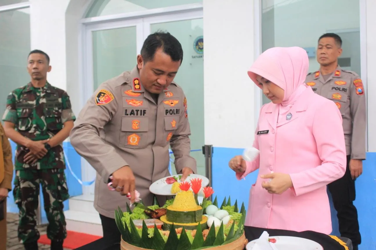 Dukung Generasi Sehat, Polres Probolinggo Resmikan Dapur SPPG Maron