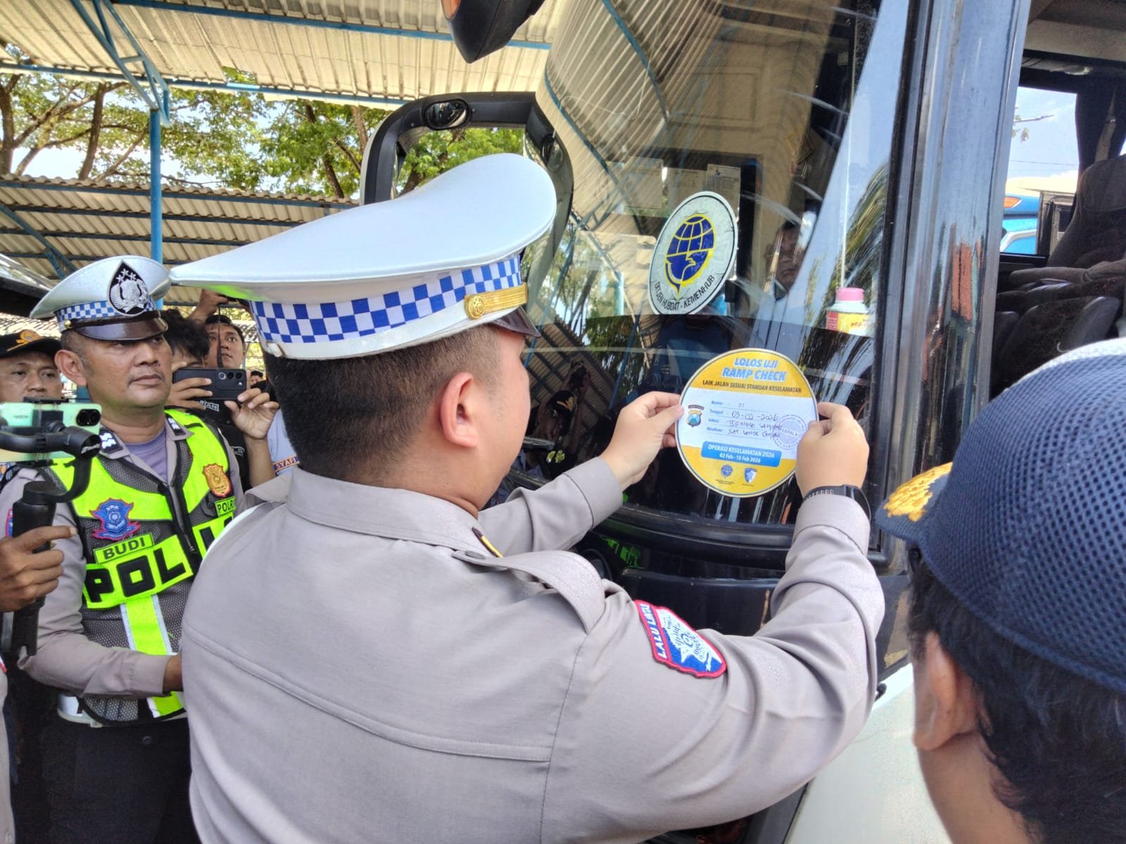 Ditlantas Polda Jatim Gelar Ramp Check Angkutan Umum