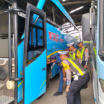 Polres Lamongan Ramp Check Bus Jemaah Harlah NU