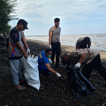 Polres Probolinggo Ajak Warga Percantik Destinasi Wisata Pantai