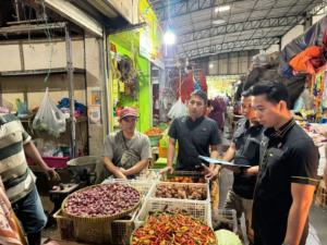 Jelang Ramadan, Satgas Pangan Polres Gresik Sidak Stok Bahan Pokok