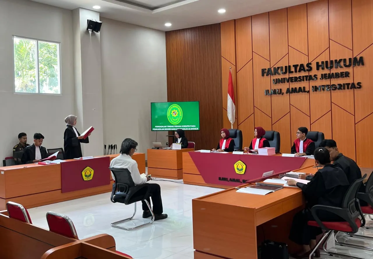 FH UNEJ Borong Gelar Terbaik dan Juara II NMCC Piala Mahkamah Agung
