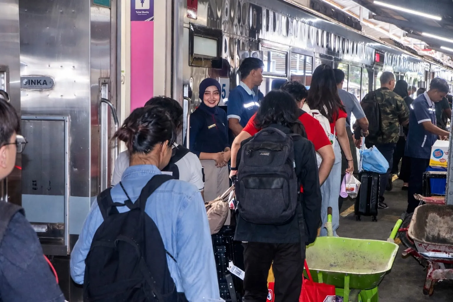 Volume Penumpang KAI Daop 9 Jember Stabil pada Awal Ramadan
