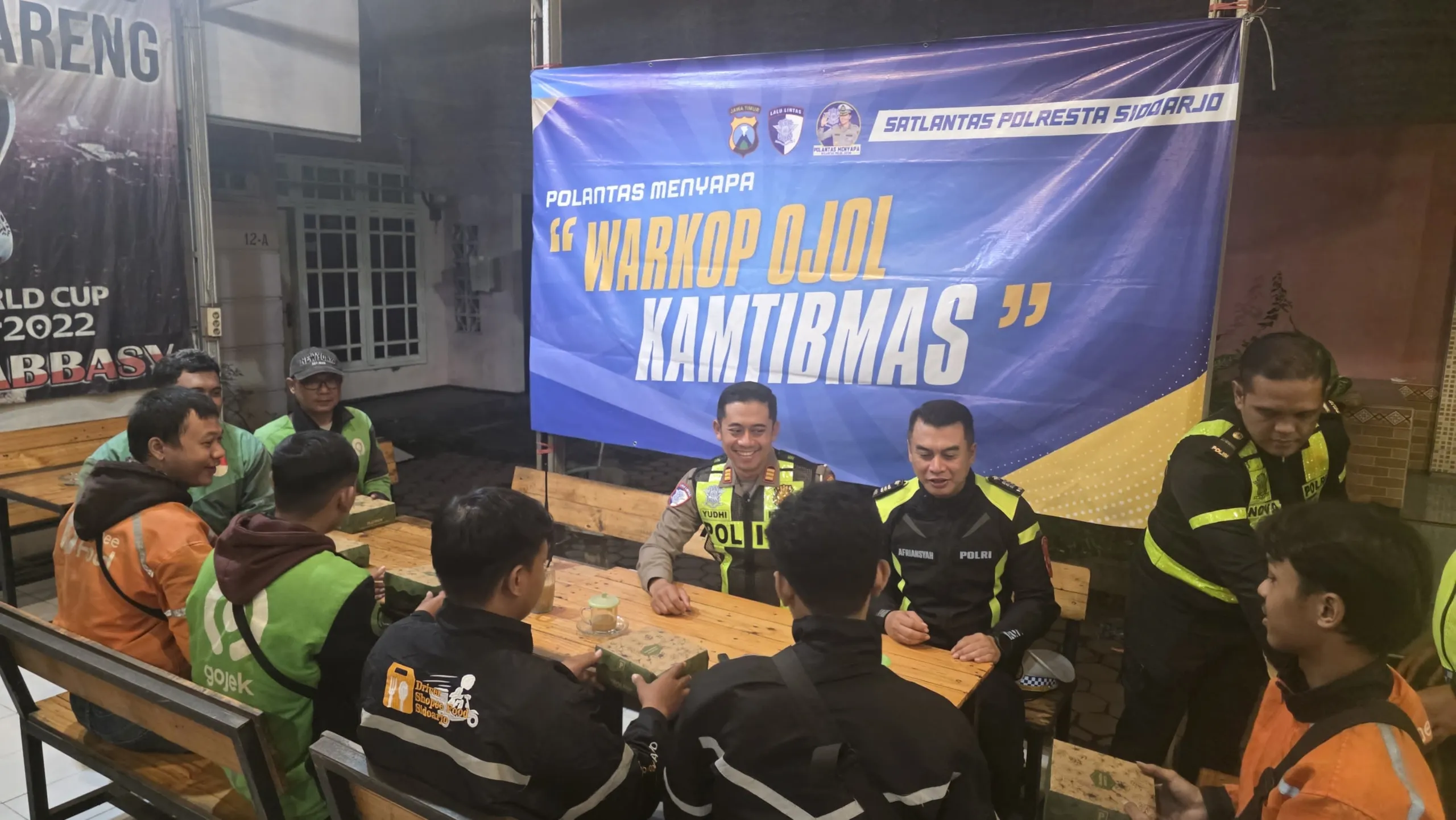 Polresta Sidoarjo Gandeng Ojol Jaga Kamtibmas Lewat Sahur On The Road