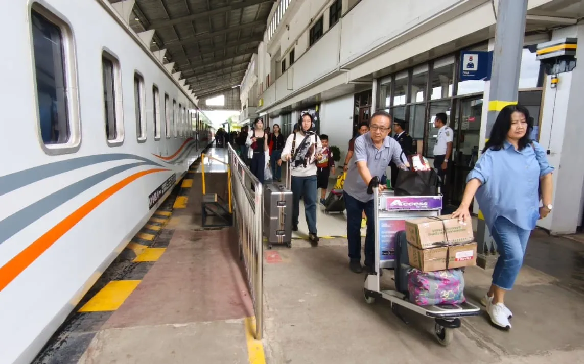 Kuota Menipis: Tiket Diskon 30% KAI Daop 9 Jember Serbu Masyarakat