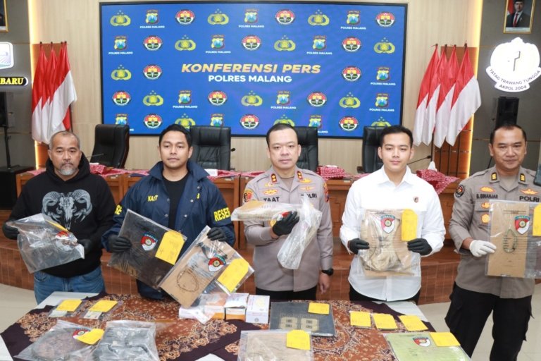 Polres Malang Ungkap Pelaku Pembunuhan Remaja di Jabung