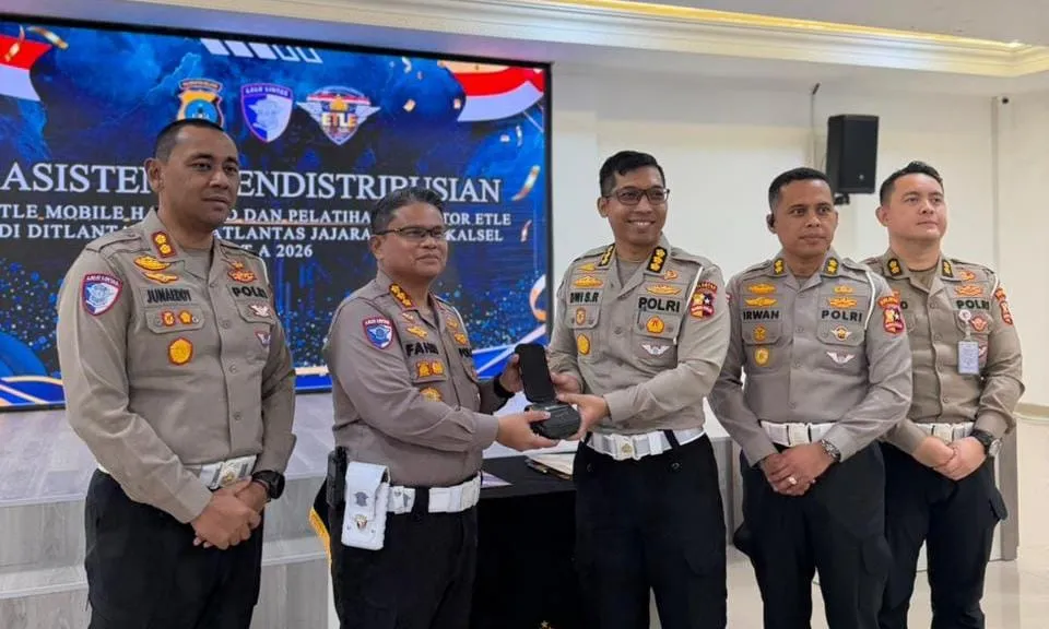 Korlantas Polri Perkuat Digitalisasi ETLE Mobile Handheld di Polda Kalsel