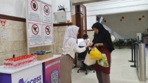 KAI Daop 9 Jember Bagikan Takjil dan Buka Puasa Gratis Selama Ramadan