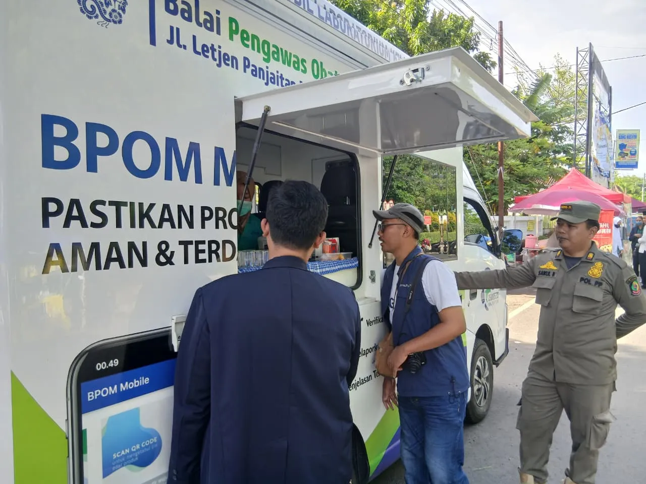 BPOM Jember Temukan Pangan Kedaluwarsa Saat Awasi Takjil di Banyuwangi