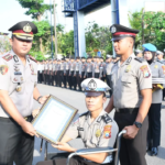 Aksi Heroik Bripda Sakti Hentikan Bus Berbuah Penghargaan dari Polres Madiun Kota