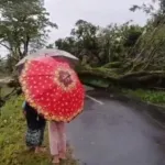 Angin Ribut dan Banjir Terjang Kawasan Kampus Jember