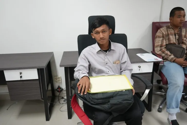 Tekad Kuat David Julianto Kejar Mimpi di UTBK UNEJ Meski Hidup Sulit