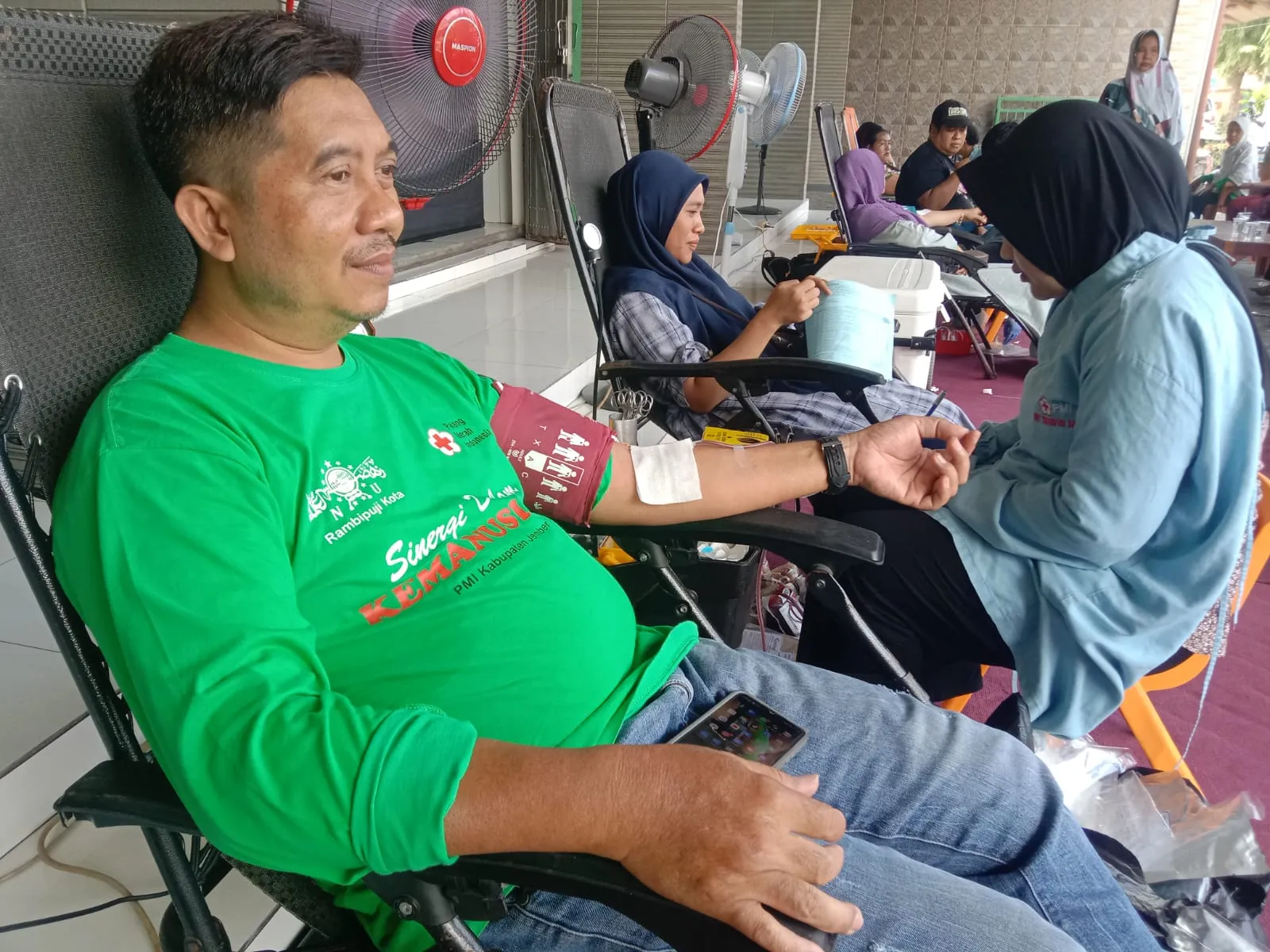 Donor Darah Ranting NU Rambipuji Tembus 75 Kantong