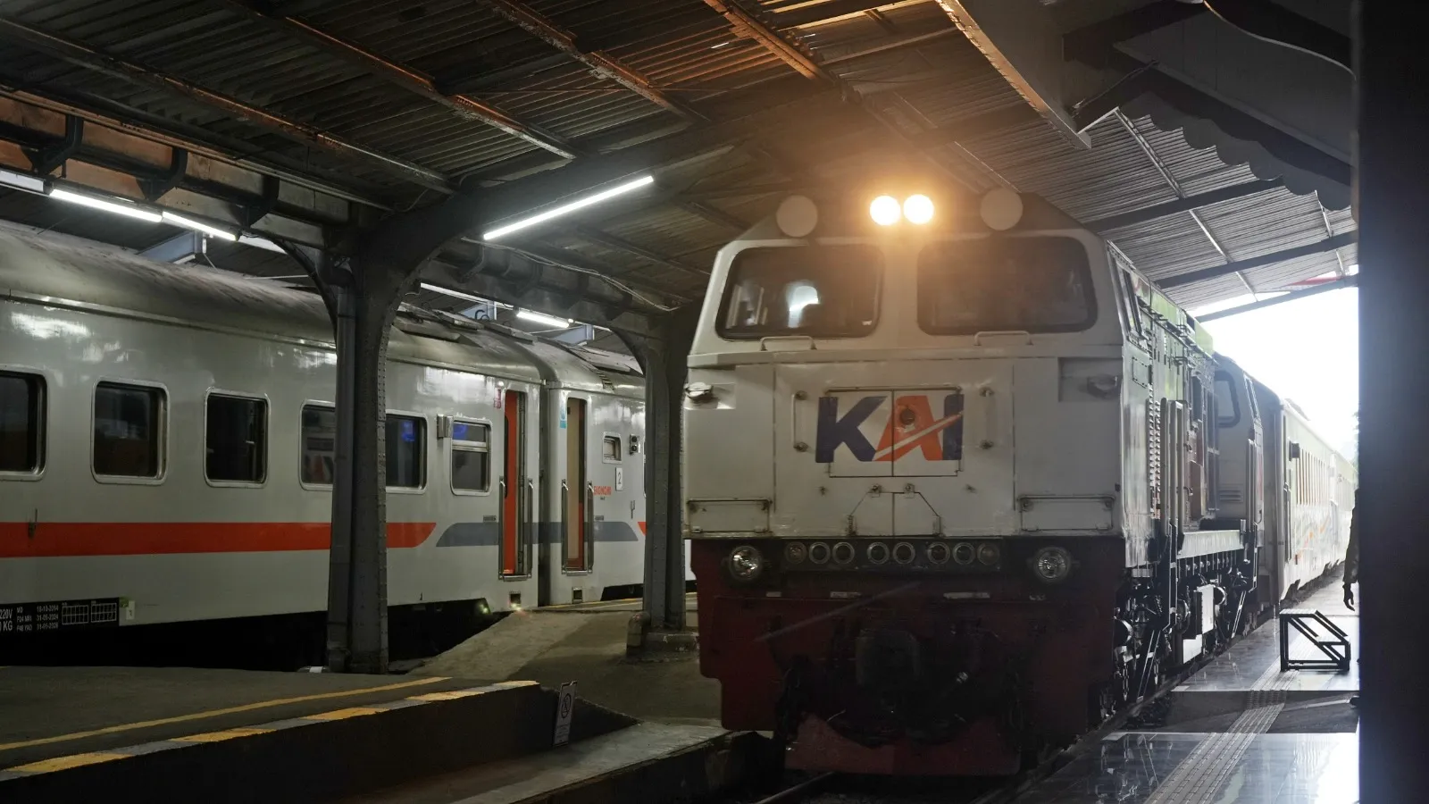 Keberangkatan Kereta Api Wilayah Daop 9 Jember Dipastikan Tepat Waktu