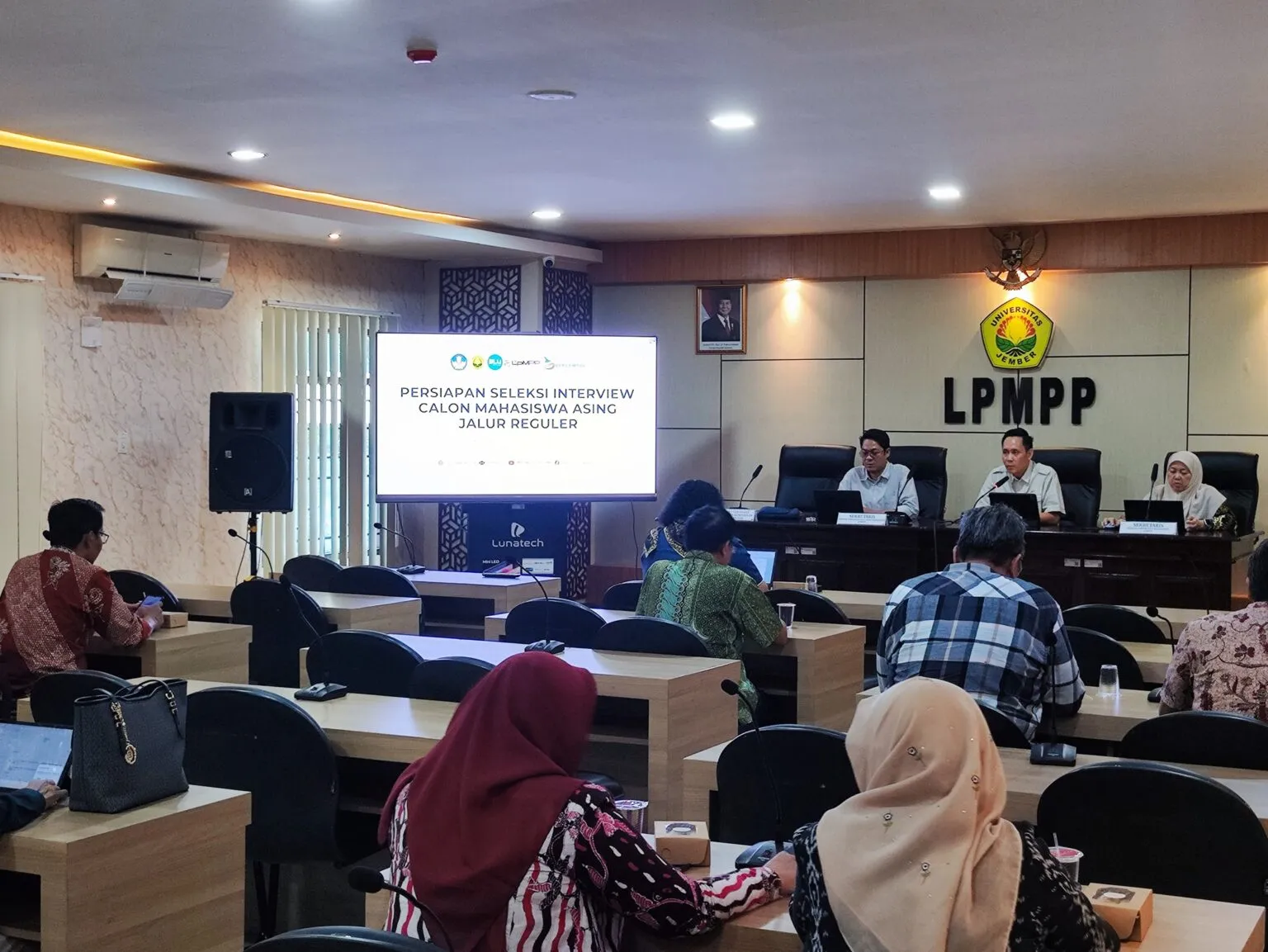 UNEJ Seleksi Calon Mahasiswa Asing dari Sepuluh Negara