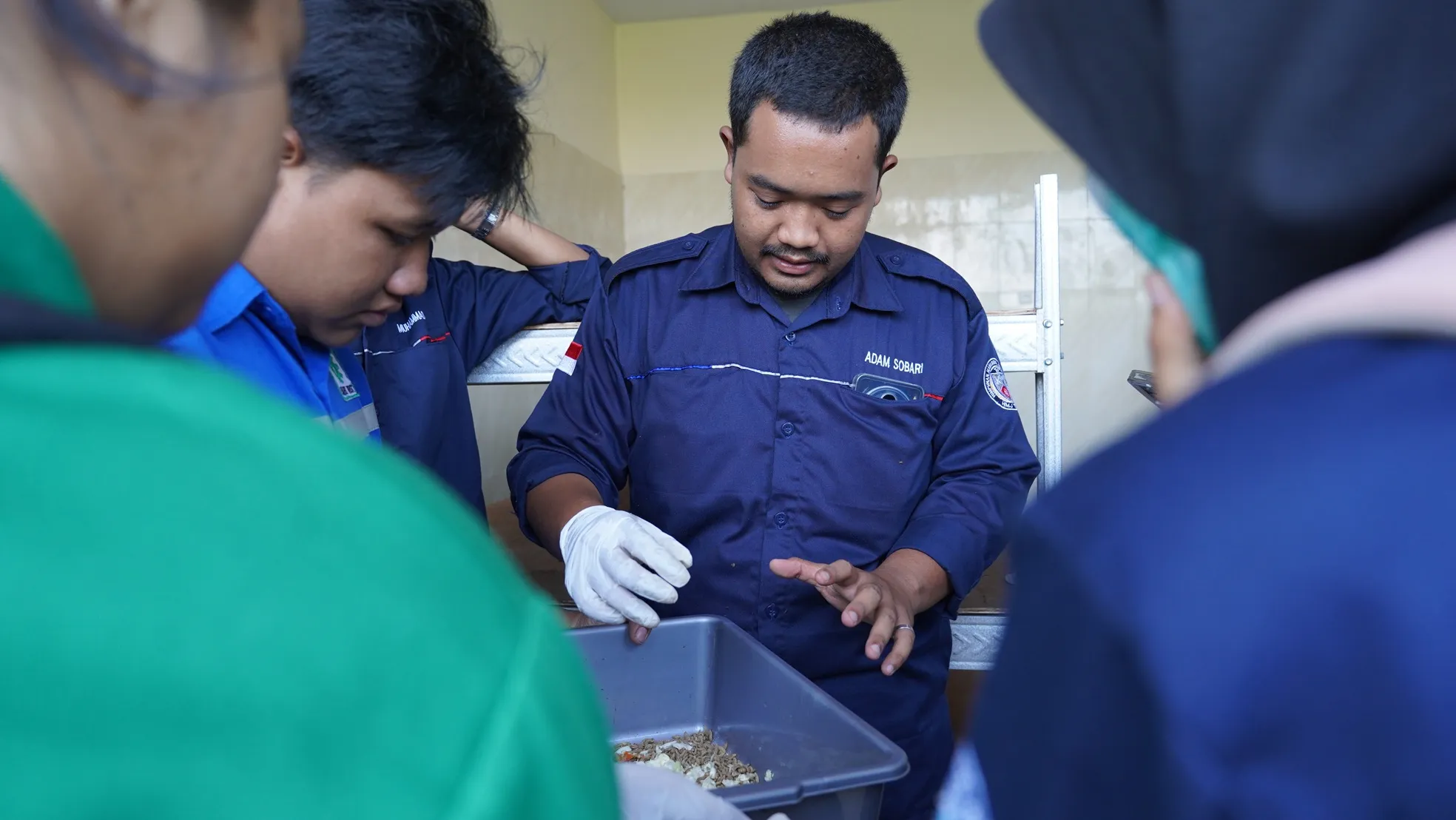Politeknik Negeri Jember Dorong Kampus Hijau Melalui Pengolahan Limbah Maggot