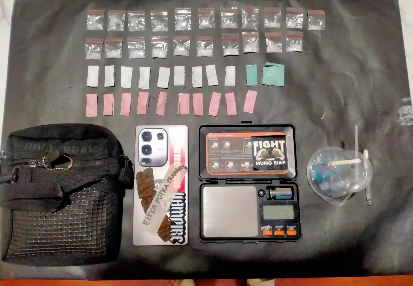 Polres Malang Ringkus Pengedar Sabu di Lawang Berikut Puluhan Paket Siap Edar