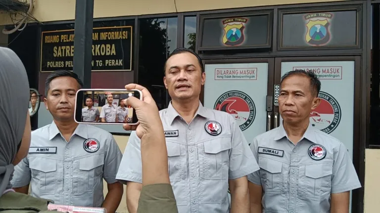 Polres Pelabuhan Tanjung Perak Bekuk Pengedar Sabu asal Bulak Banteng