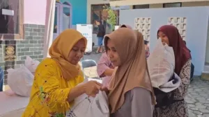 Program Pertamina Hadirkan Sembako Terjangkau, Warga Jember Antusias