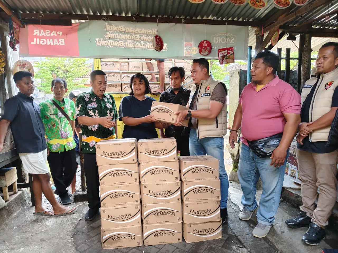 Stabilkan Harga, Satgas Pangan Polres Pasuruan Guyur 9,6 Ton Minyakita