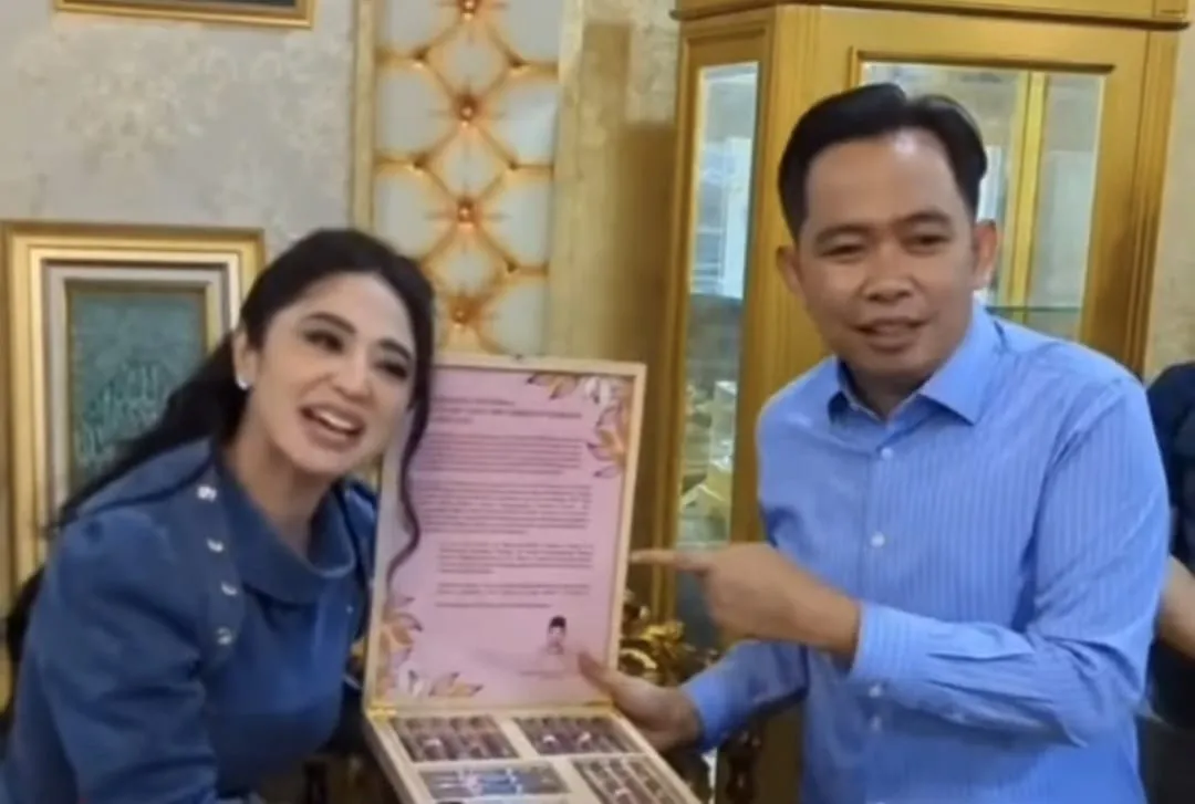 Gus Fawait Jamu Artis Nasional di Pendapa Jember