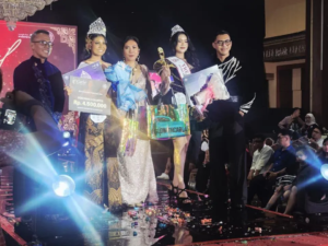 Sireen Remaja Asal Jember Raih Juara Pesona Batik Nusantara