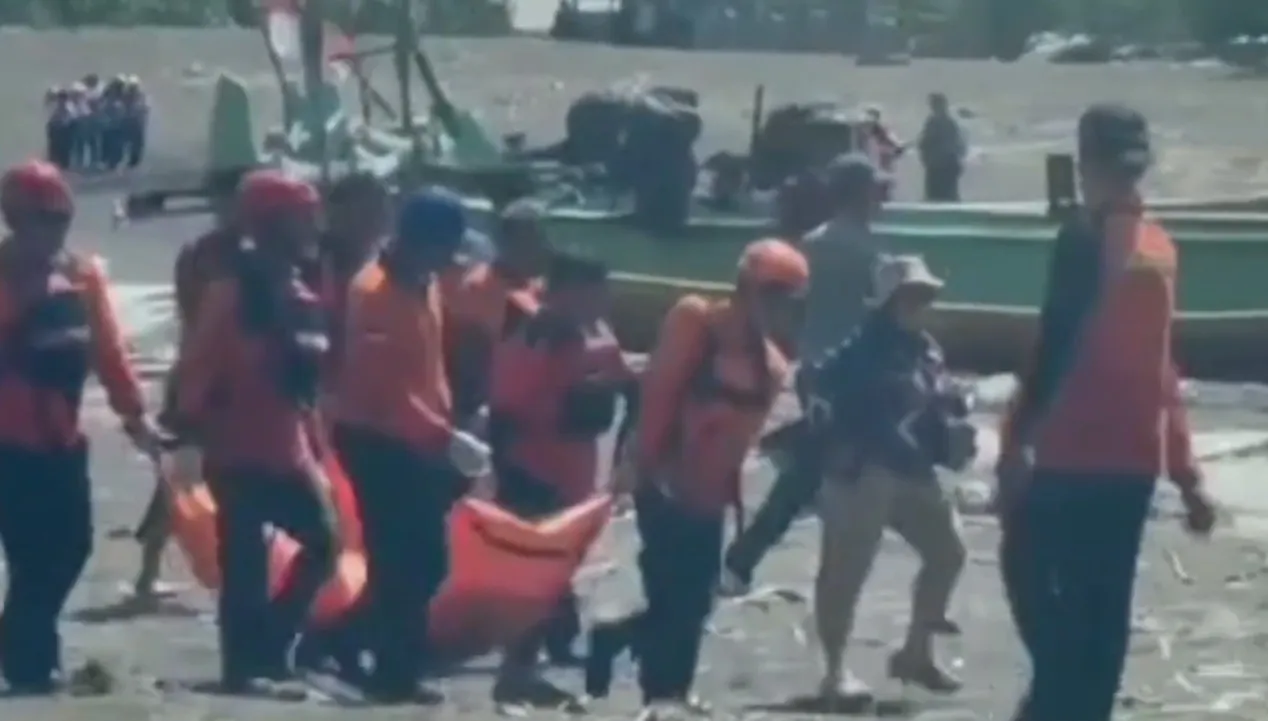 Tim SAR Temukan Pemancing yang Hilang di Pantai Payangan Jember