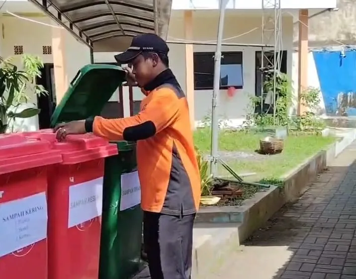 Atasi Krisis Ekologis BPBD Jember Pilih Sampah Mandiri